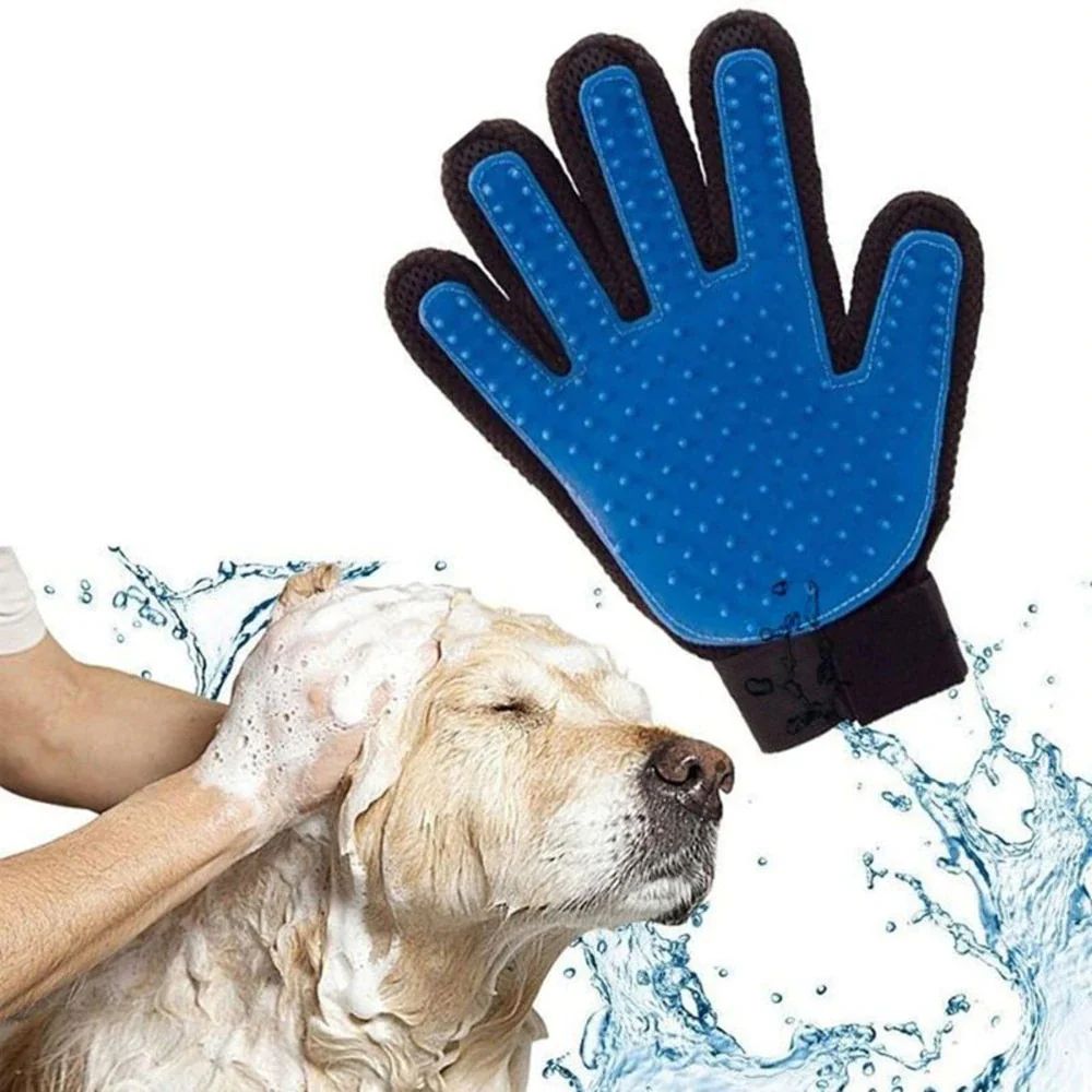 True touch pet grooming glove – Pet and brush them at the same time! BOX PACKAGING